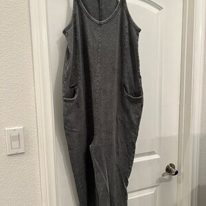 Sincerely Jules romper dark grey